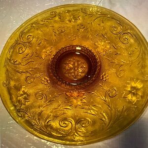 Beauty Vintage 70’s Tiara Amber Sandwich Footed Platter